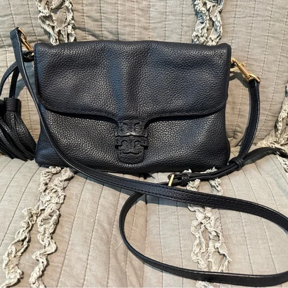 Tory Burch McGraw fold over crossbody bag - Picture 1 of 9